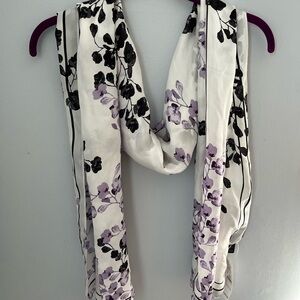 White House Black‎ Market Purple and White Floral Scarf